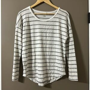 A new day women’s sweater Size XS excellent condition! Super soft!